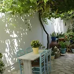 Nikoleta 3*