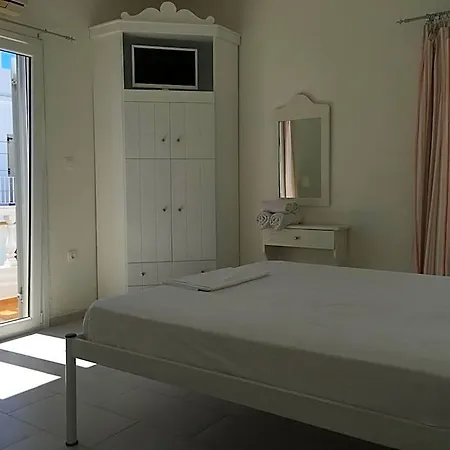Nikoleta 3*