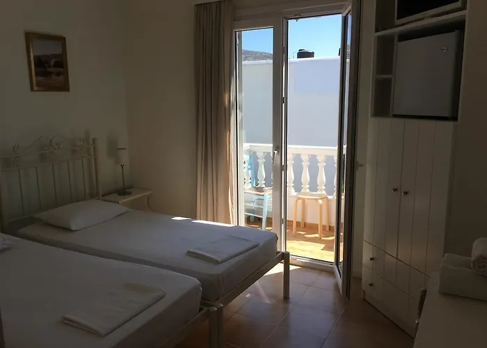 Konukevi Nikoleta Tínos